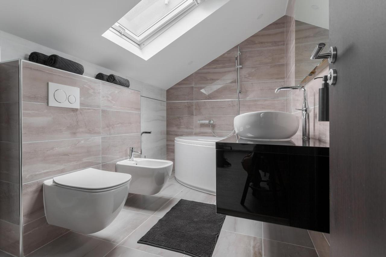 The Attic Apartment ซาเกร็บ ภายนอก รูปภาพ