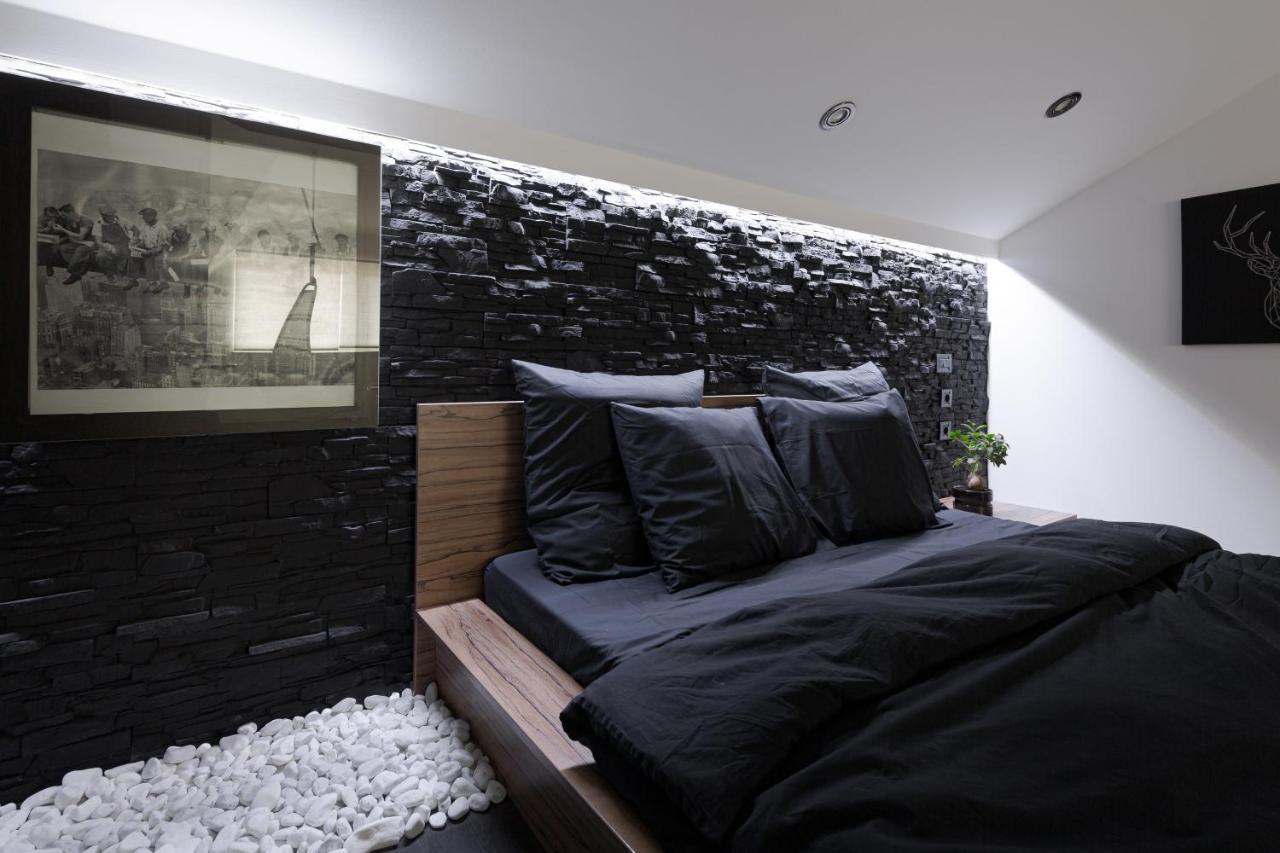 The Attic Apartment ซาเกร็บ ภายนอก รูปภาพ